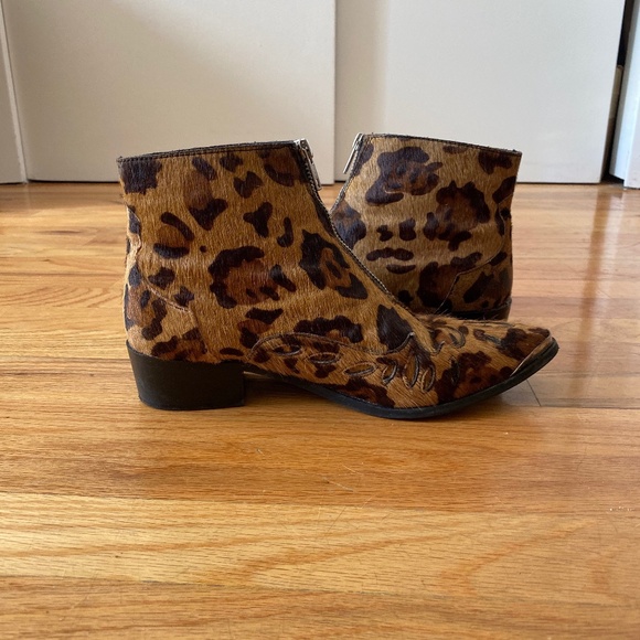 Front Zip Cheetah Boots - Picture 2 of 4